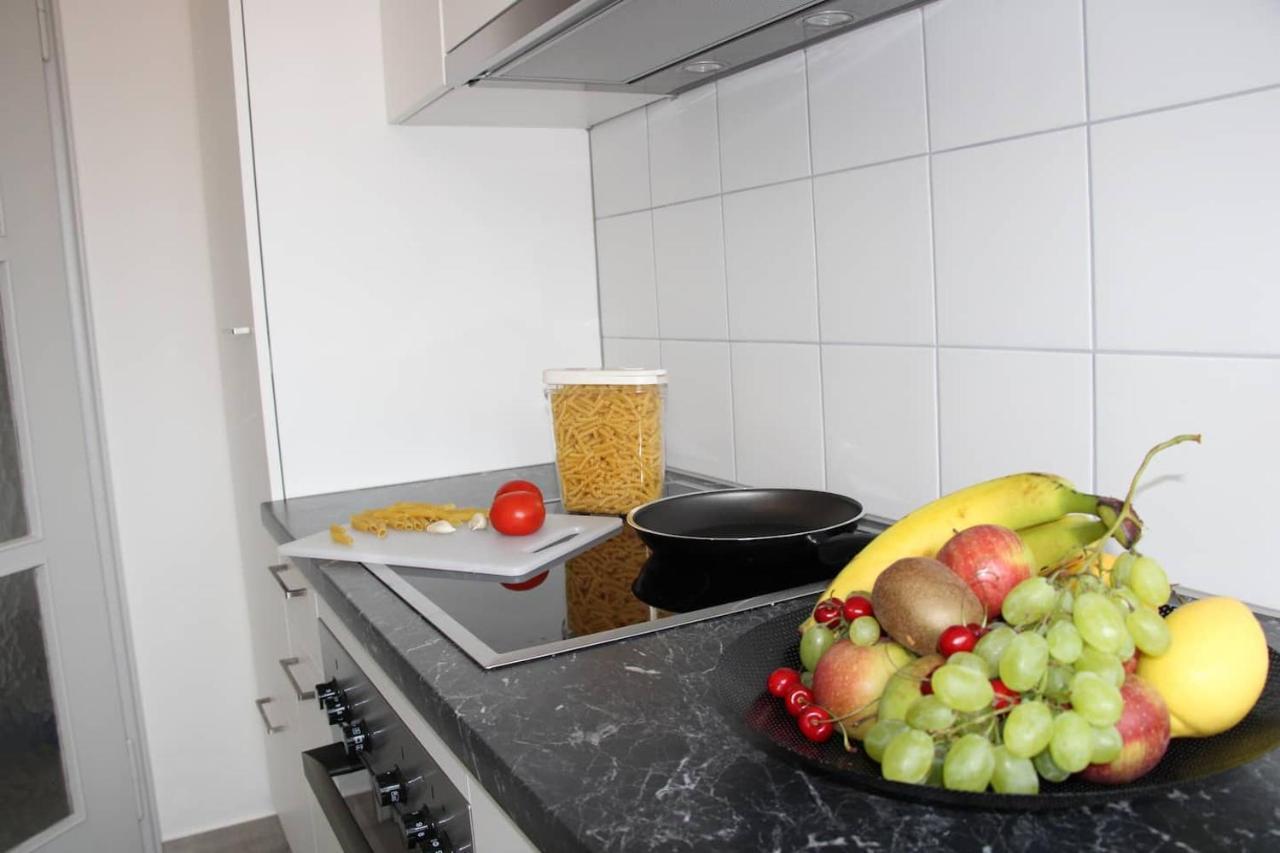 New & Modern With Beautiful View! Apartment Lugano